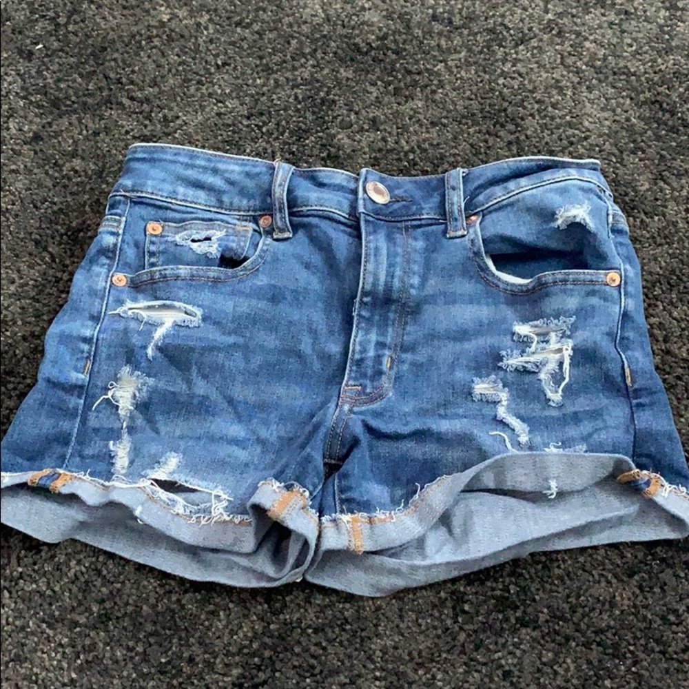 American Eagle shorts!